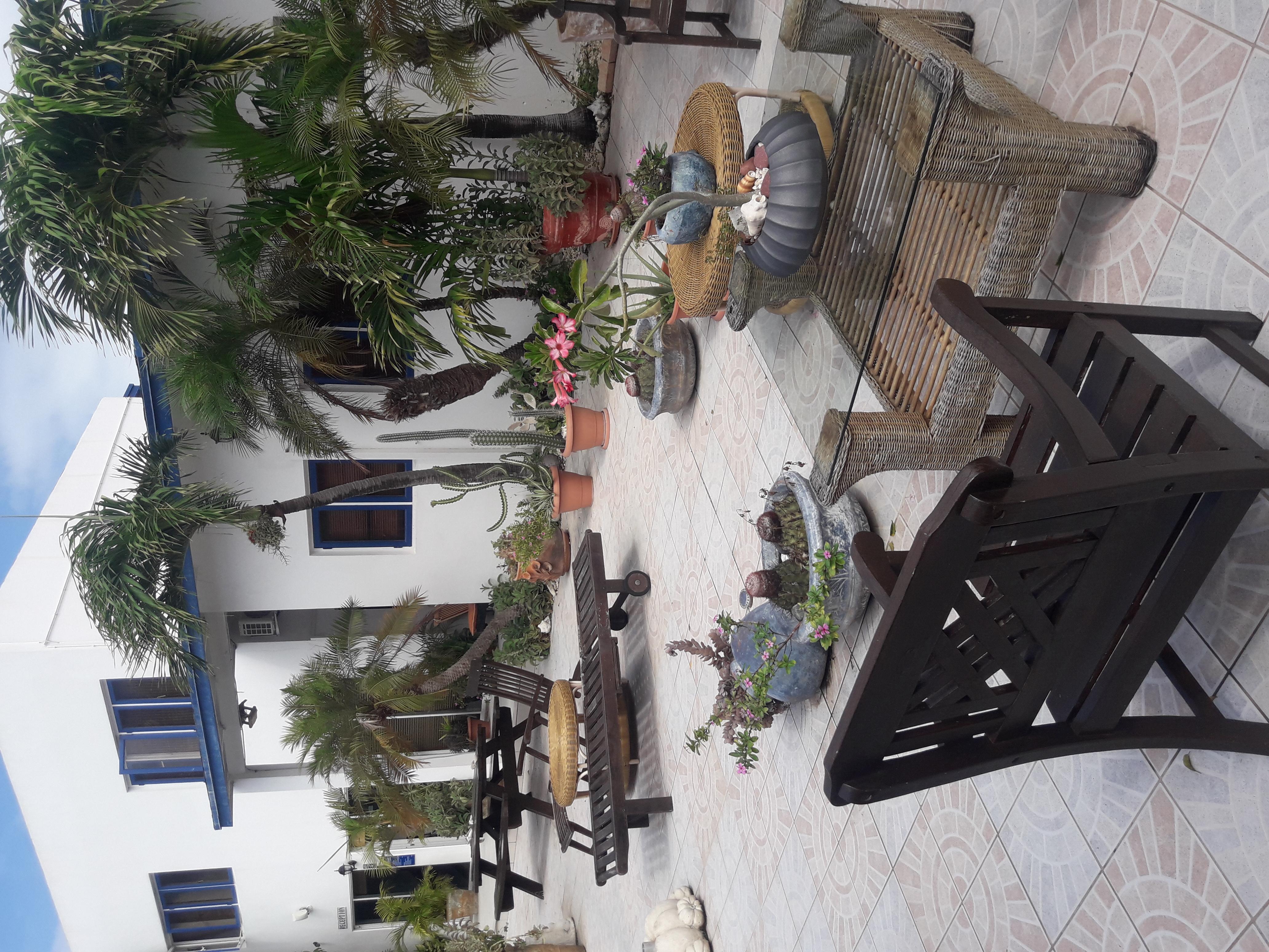 Palmita Hotel Hostel Ораньестад Экстерьер фото
